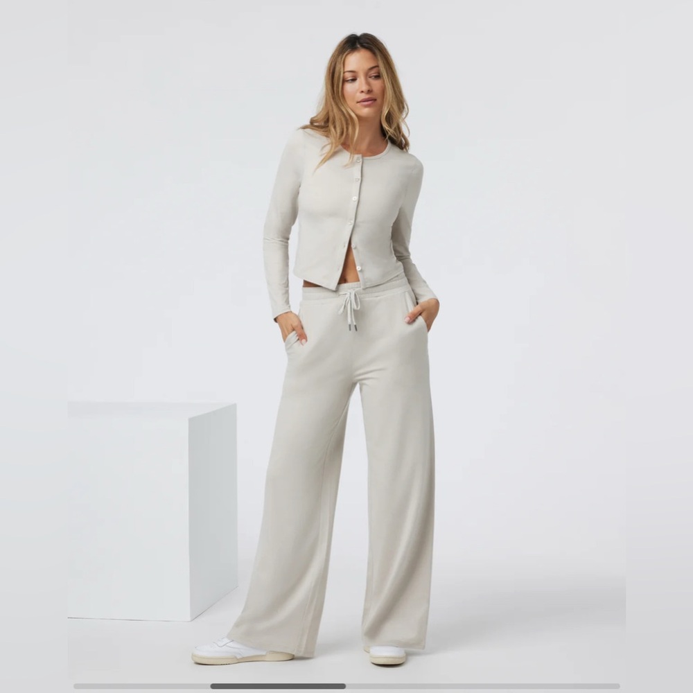 Halo Essential Wideleg Pant - Picture 2 of 7